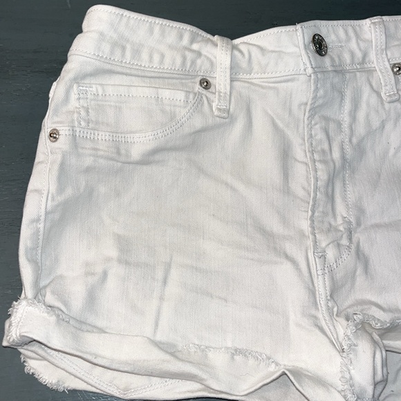 Abercrombie & Fitch Simone High-Rise White Denim Shorts sz 27 /4 EUC - Picture 3 of 10